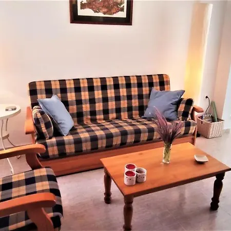 Chill Retreat Ac In Holiday home *