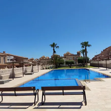Holiday home Chill Retreat Ac In *